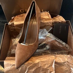 🆕 GUCCI Suede Heels